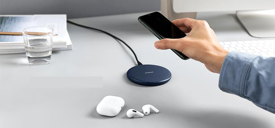 Anker Qi-Certified Wireless Charging Pad