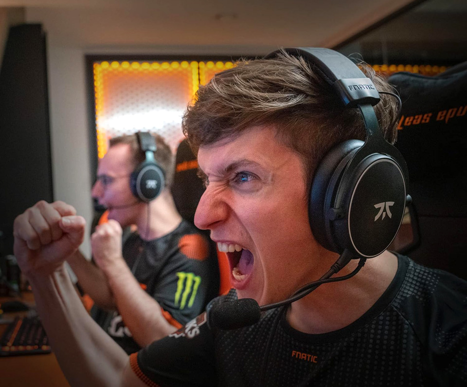 Fnatic REACT Gaming Headset For Esports With 53mm Drivers