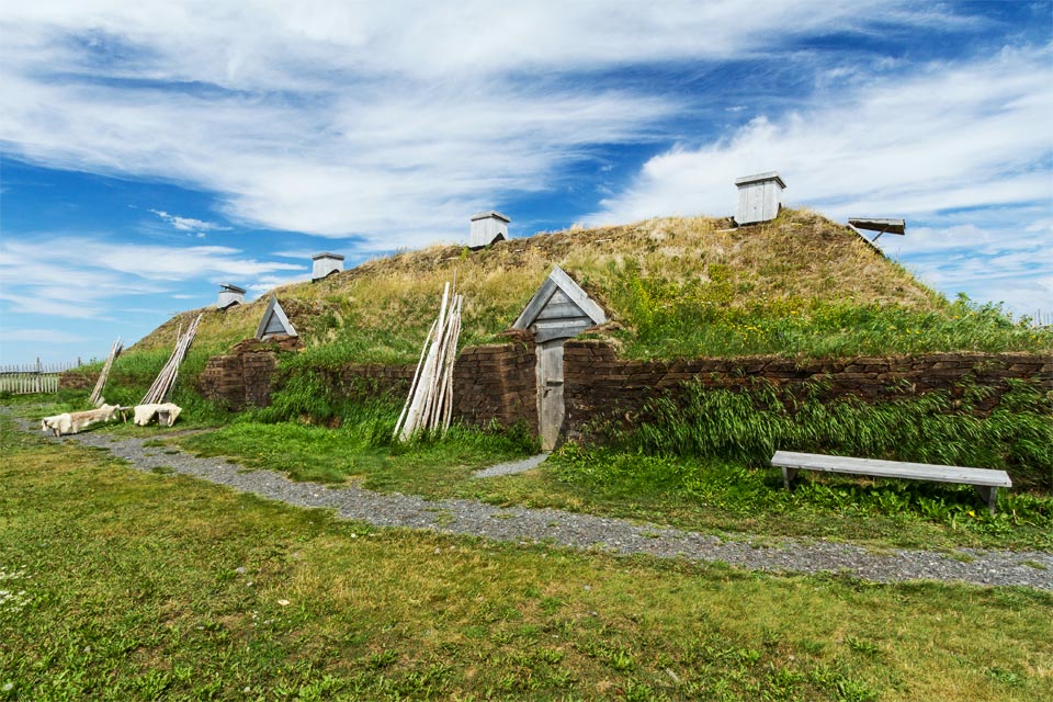 L'Anse Aux Meadows Viking Long-Hall