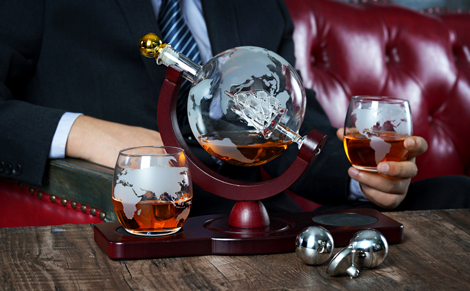 PONPUR Whiskey Decanter Globe Set