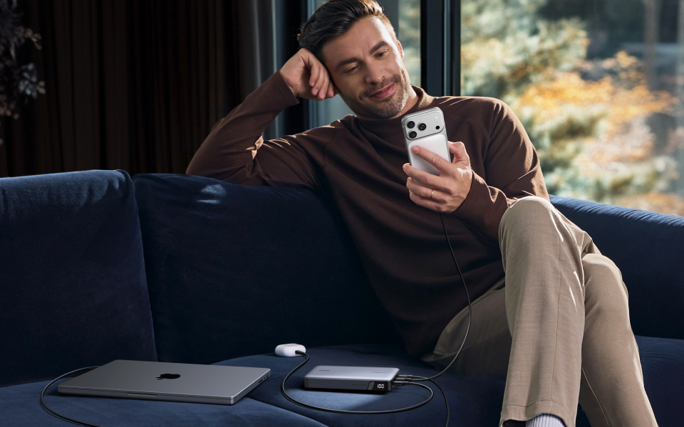 UGREEN Portable Travel Charger For Laptop And Other Devices