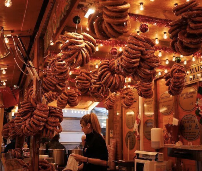 Private Half-day Tour: the Historical Center of Bolzano and Roncolo Castle