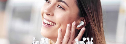 These Look-alike Bluetooth Earbuds Are Really Popular And Cost Far Less